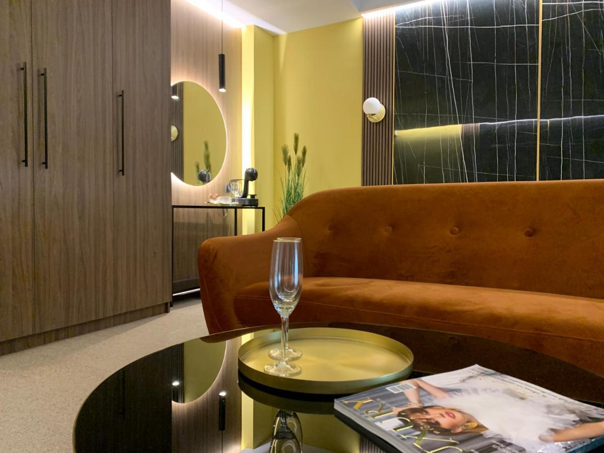 Luxury Sahara Noir Mamaia Nord Apartment Exterior photo